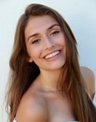 Charlie Saxton