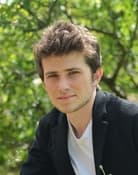 Victor Ezenfis