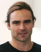 Dustin Clare