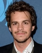 Johnny Simmons