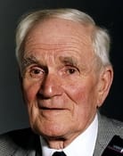 Desmond Llewelyn
