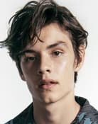 Louis Partridge