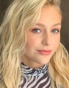 Alyvia Alyn Lind