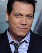 Holt McCallany