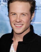 Ashton Holmes