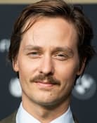 Tom Schilling